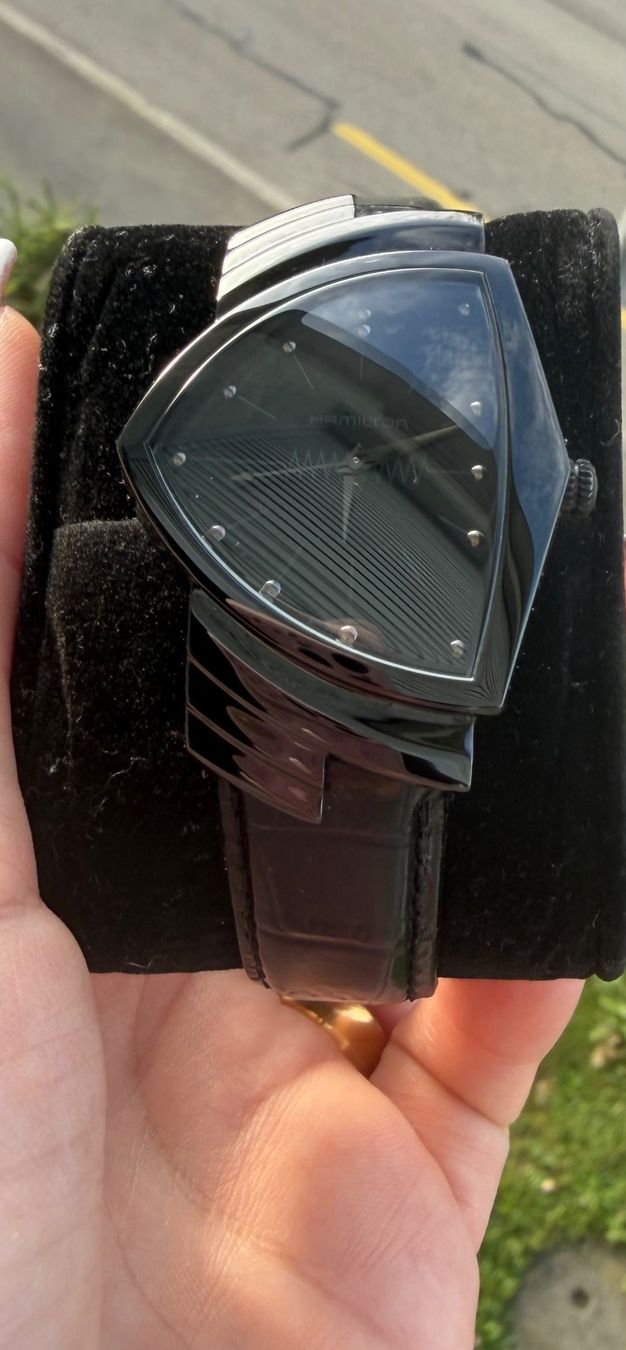 Armbänder & -reifen: Hamilton Ventura – Neu (gemäss Beschreibung) aus Zürich von jaz_7njy