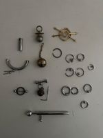 Diverse Ringe und „Spielzeug“ Intimschmuck