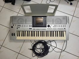 Yamaha Keyboard