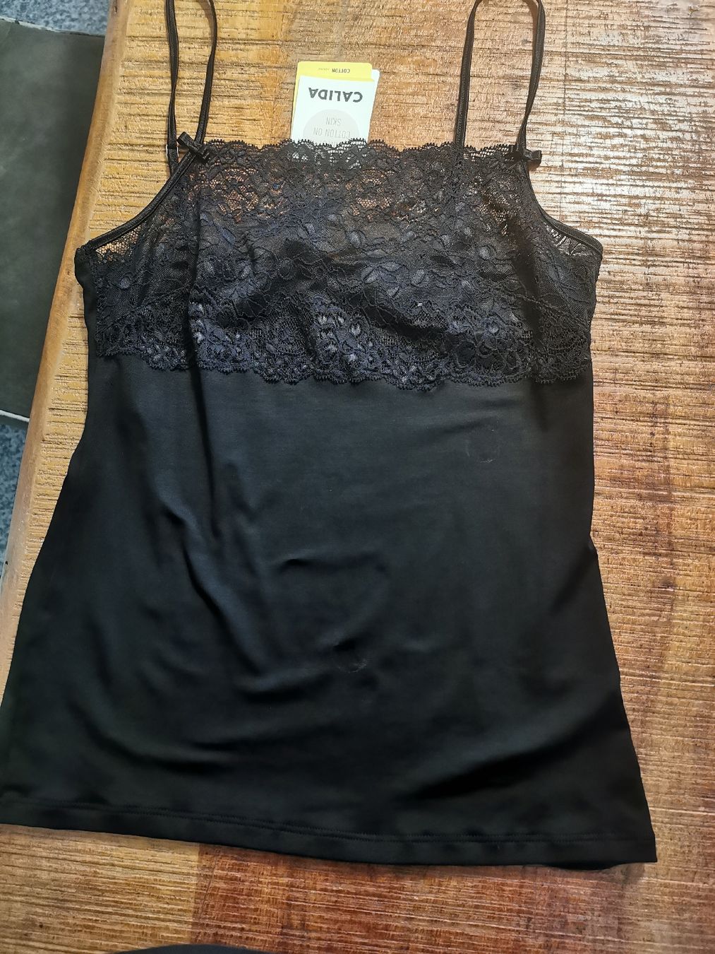 Calida Top: Calida Top xs neu  – Nuovo (secondo la descrizione) da Sempach venduto da .1SecondBrands.