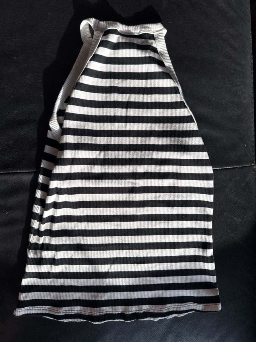 H&M Tops: H&M Chic Striped Tank Top, M  – D'occasion à St-Gingolph par Ynatka 2