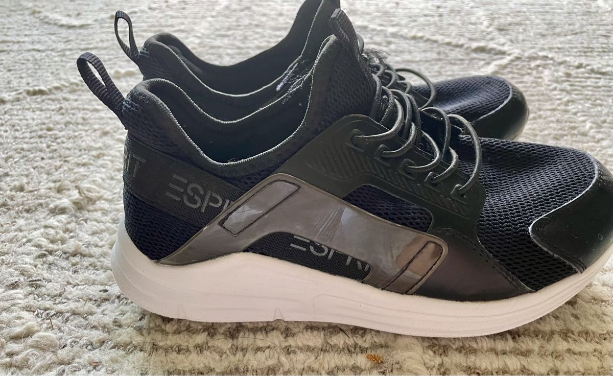 Esprit Scarpe da uomo: Chaussures Esprit EUR 34 – Usato da Gilly venduto da otiik