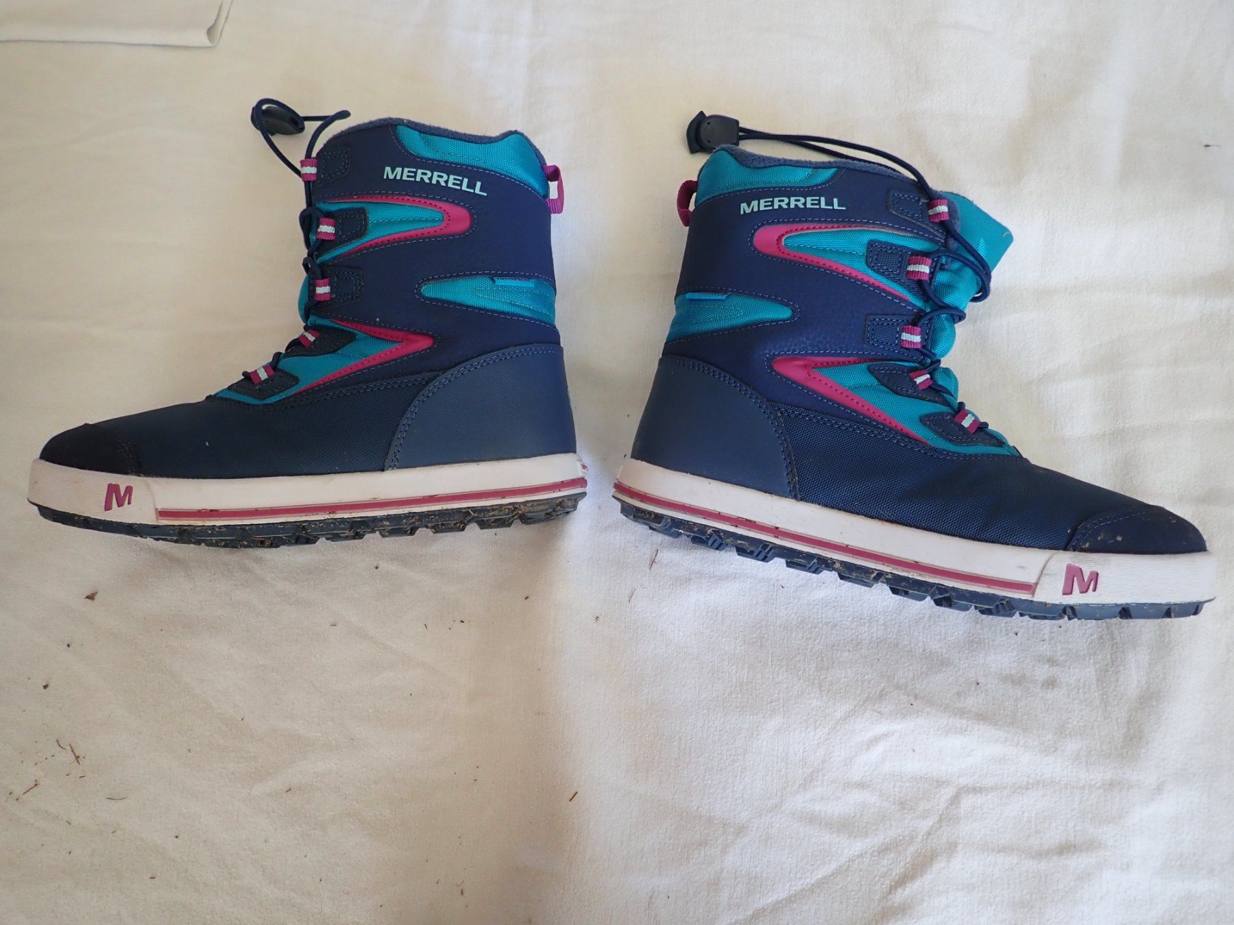 Scarpe per ragazze: Chaussures de marche taille 36 – Nuovo (secondo la descrizione) da Petit-Lancy venduto da camping_car 1