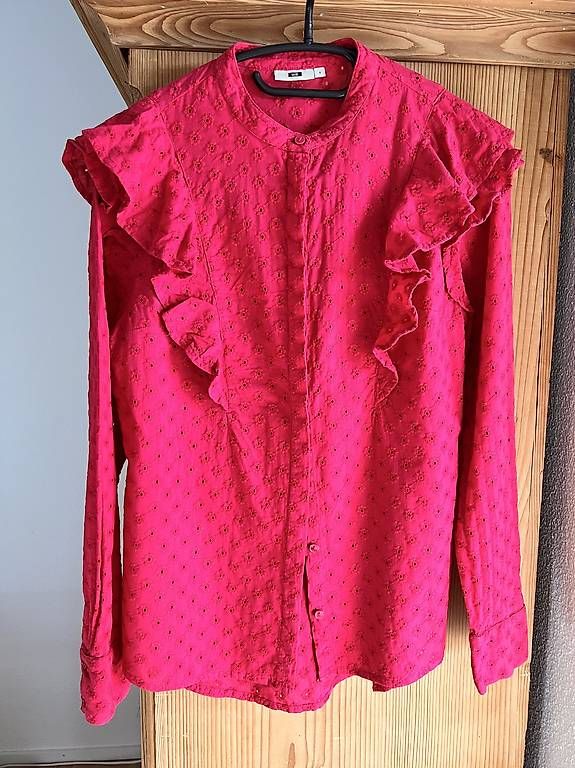 We Camicette: Bluse Grösse 36 WE – Usato da St. Niklausen LU venduto da Mimmi86