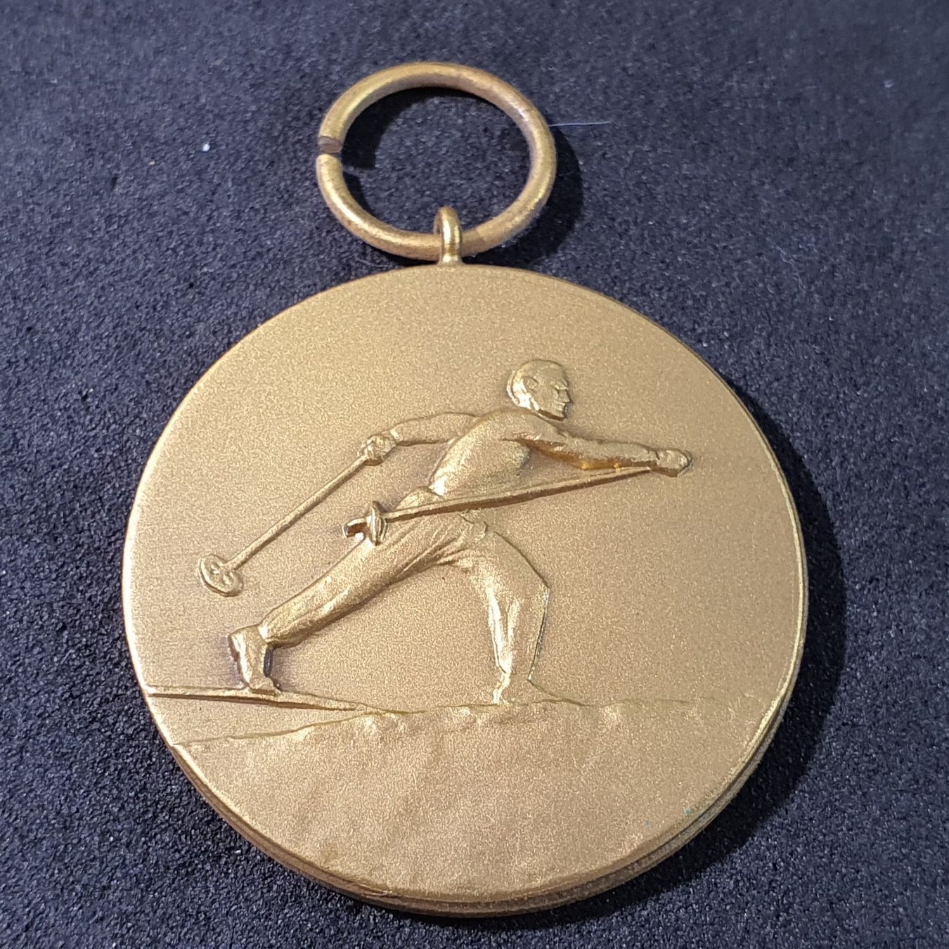 Placchette & Badge: Y910 - Abzeichen Langlauf Langläufer – Usato da Reinach BL venduto da Boston-Verkauf