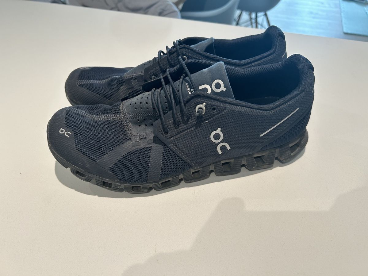 On Herrenschuhe: On Schuhe Gr. 42.5 – Gebraucht aus Aarau von christianfhmb