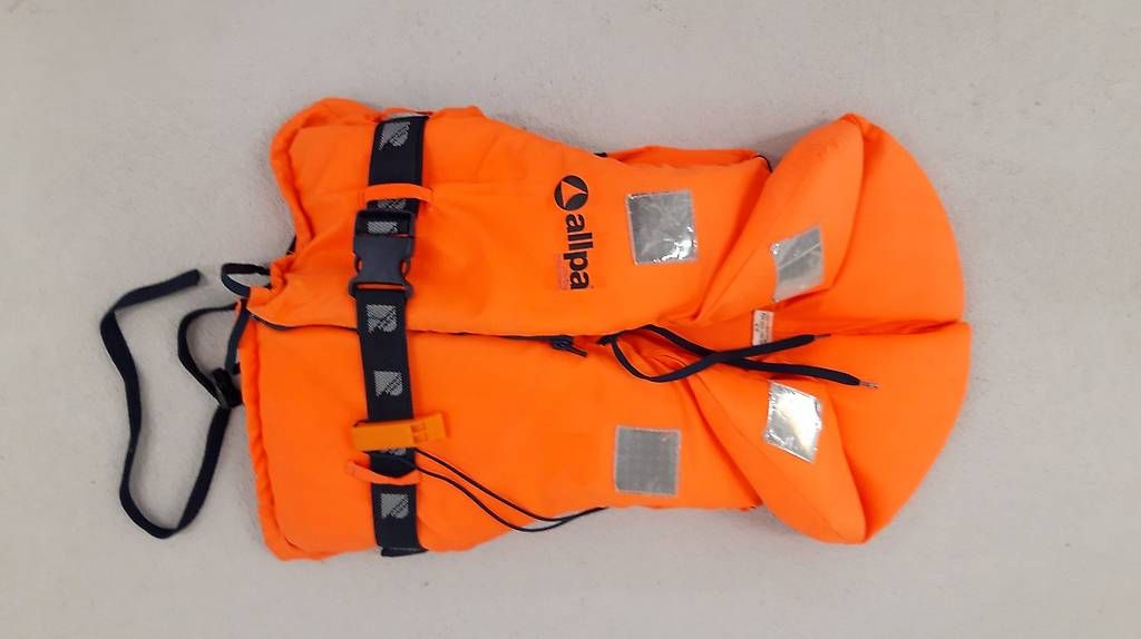 Giubbotti di salvataggio: ALLPA Kinder Feststoff-Rettungsweste – Usato da Malters venduto da wobbler2015