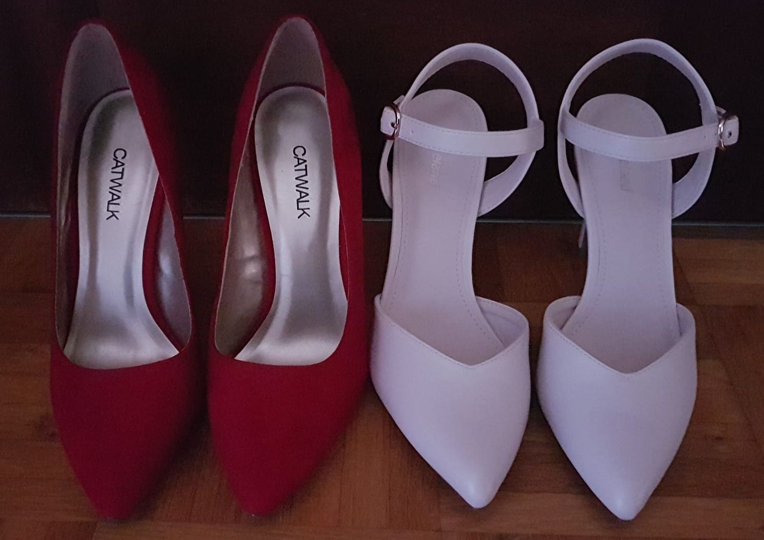 Scarpe da donna: 2 paires d'escarpins taille 36 – Usato da Tramelan venduto da Belleza82