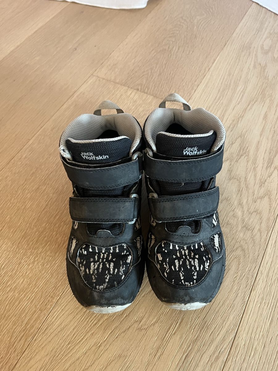 Jack Wolfskin Scarpe per ragazzi: Jack Wolfskin Kinder Wanderschuhe Grösse 33 gebraucht – Usato da Planken venduto da R4gskL7 1