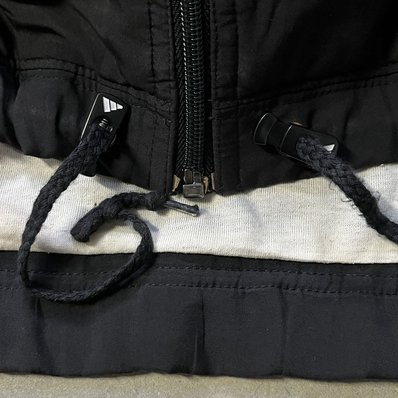 Adidas Giacche: Vintage Adidas Trackjacket (M) – Nuovo (secondo la descrizione) da Chamoson venduto da Sapoloshop 2
