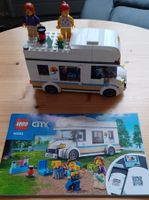 Lego City Nr. 60238 Wohnmobil aufgebaut, neuwertig.
