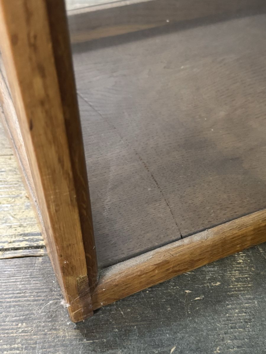Vitrinen: Glas Vitrine  – Gebraucht aus Schlieren von Freundlich02 6