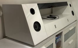 Sound-Board weiss mit integrierten Lautsprechern gebraucht