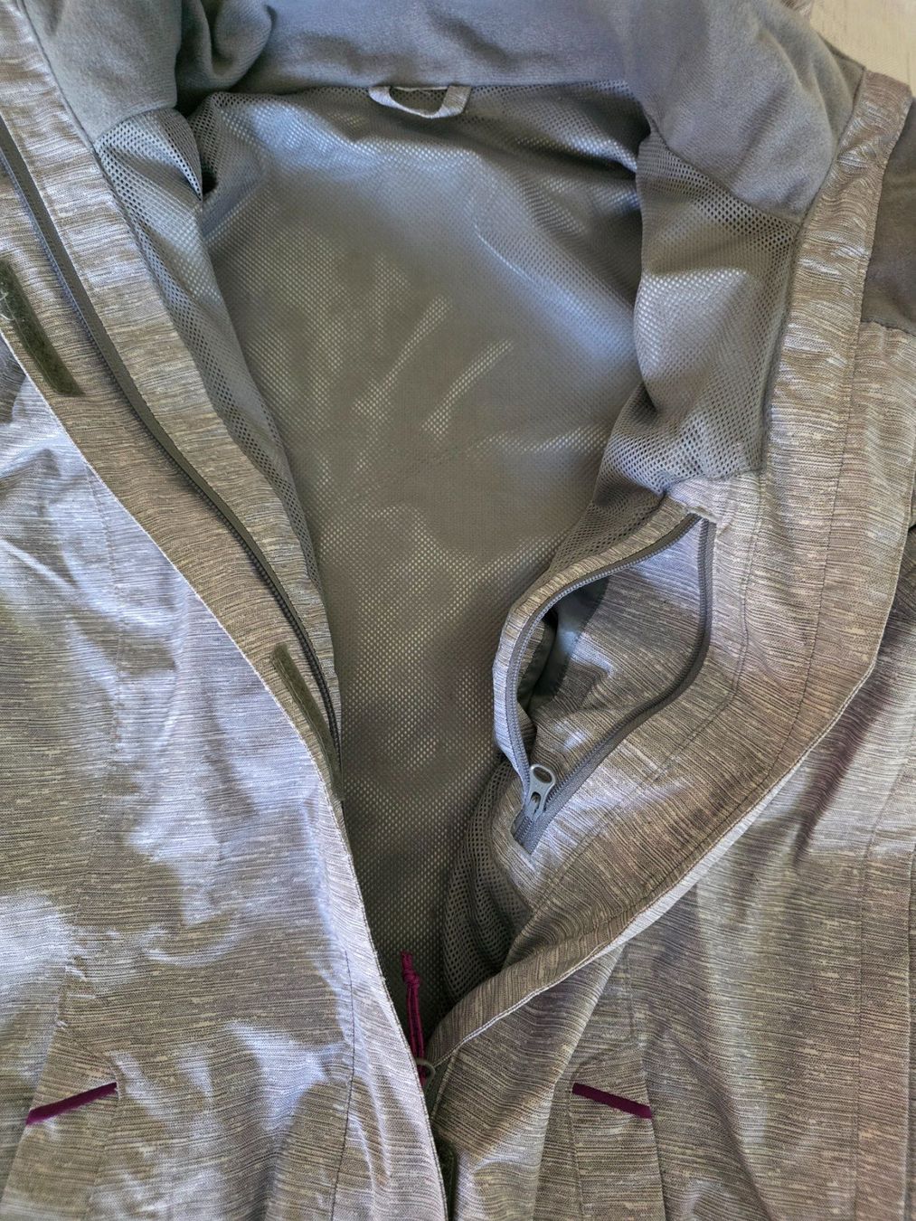 Decathlon Giacche: QUECHUA Wander/Regenjacke Damen Grösse M – Usato da Oberdorf SO venduto da julian027 5
