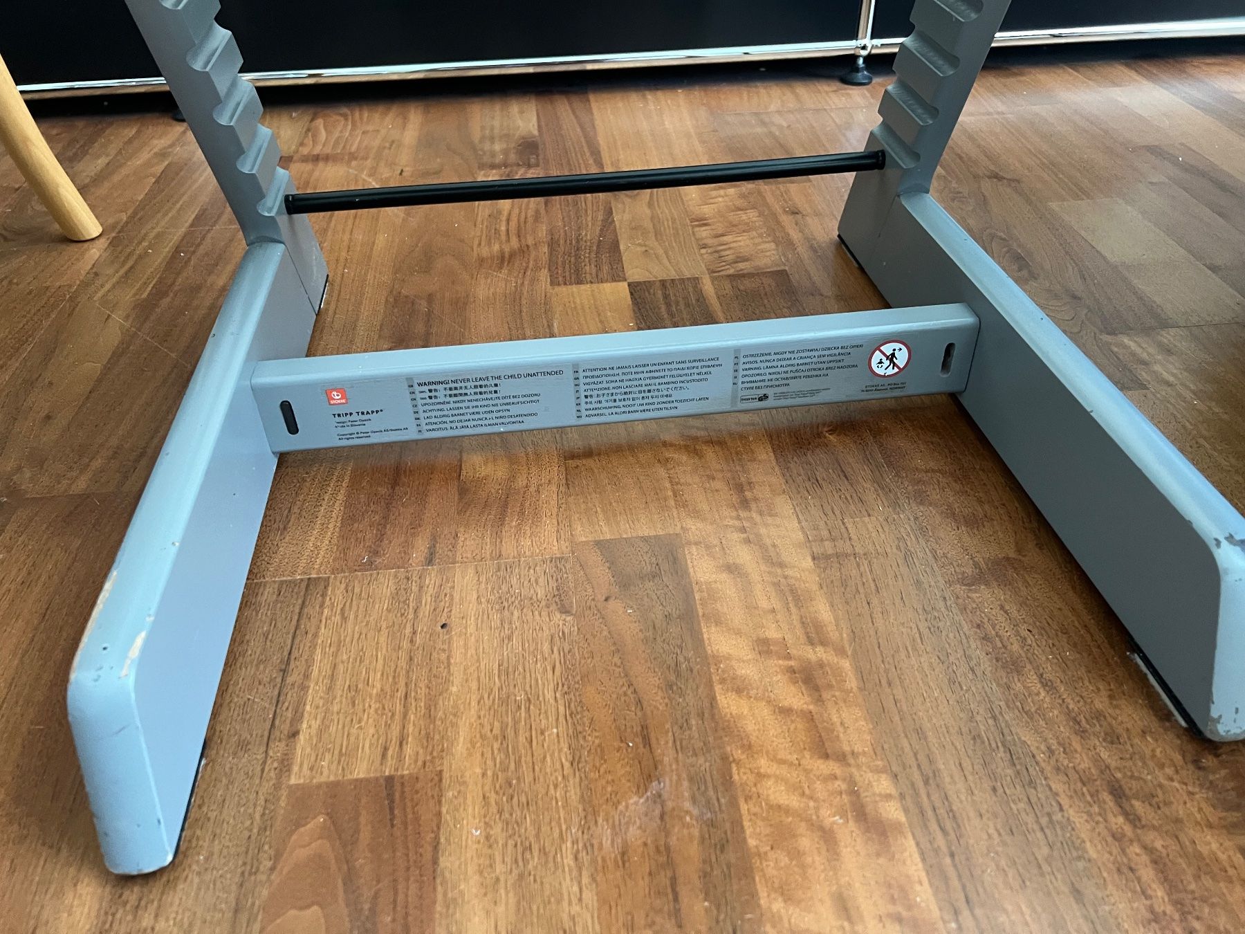Stokke Seggioloni: Stokke Tripp Trapp Kinderstuhl Grau – Usato da Jona venduto da Sariksa 4