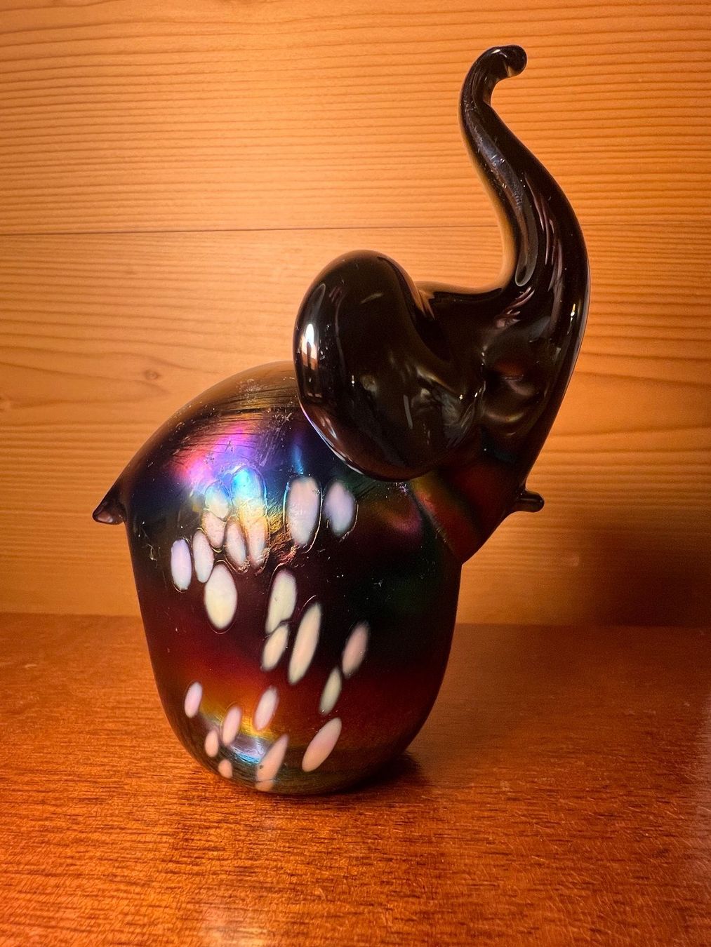 Figuren: Vintage Glass Elephant Paperweight – Neu (gemäss Beschreibung) aus Lausanne von NYC67 1