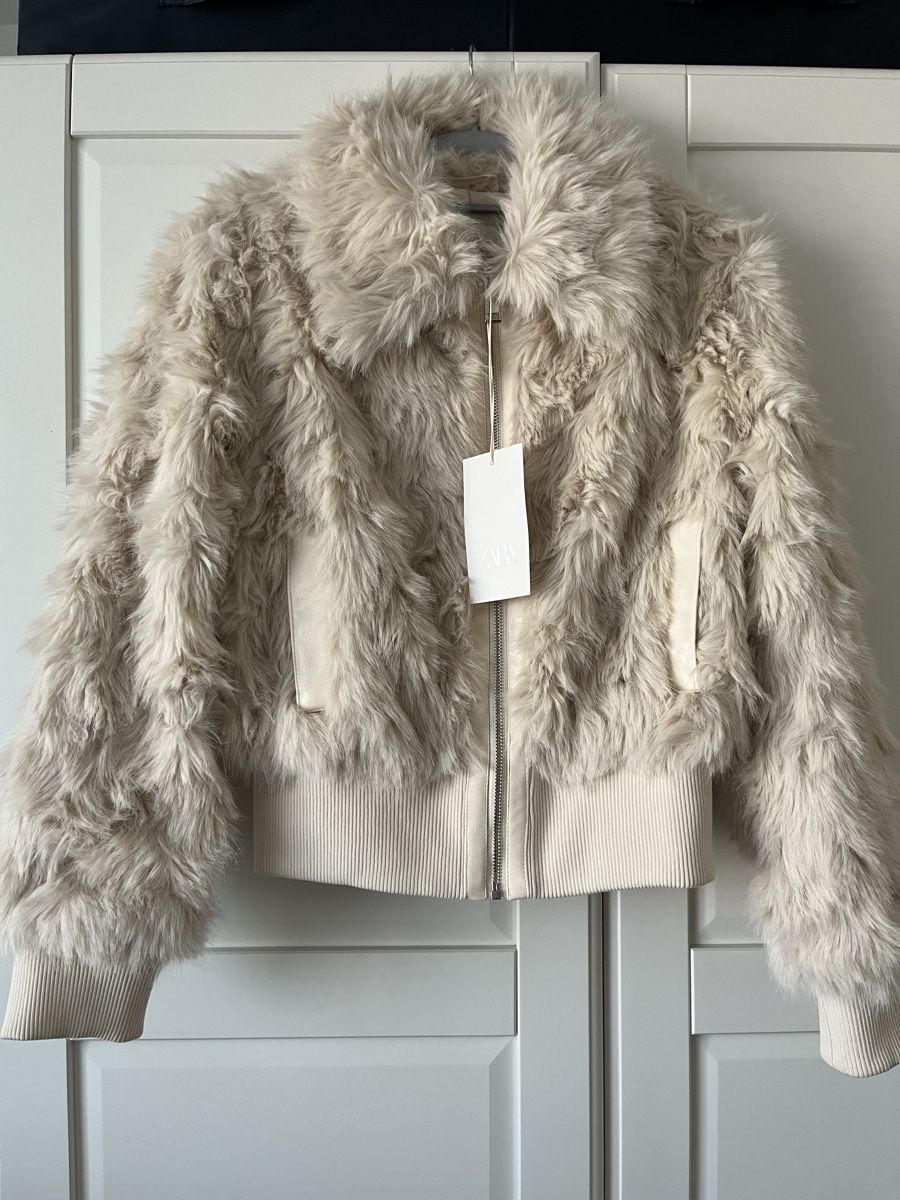 Zara Giacche: Faux Fur Bomber Jacke – Nuovo e nell'imballaggio originale da Allschwil venduto da eyl_bb8q 2