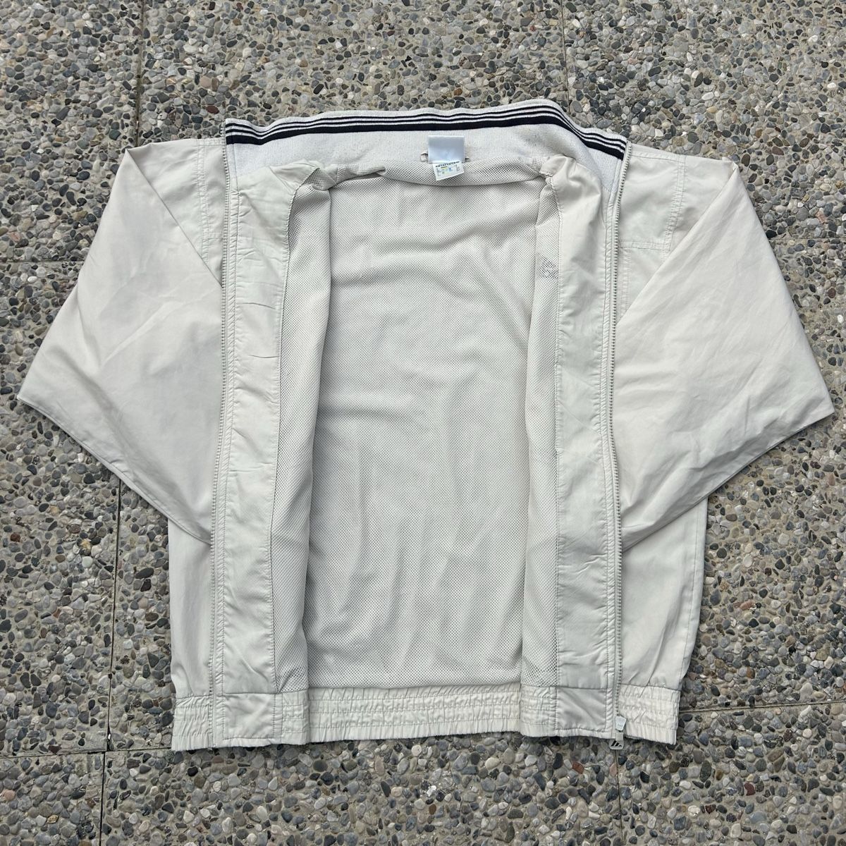 Adidas Vestes: Vintage Adidas Track Jacket – D'occasion à brent par fukusapes 2