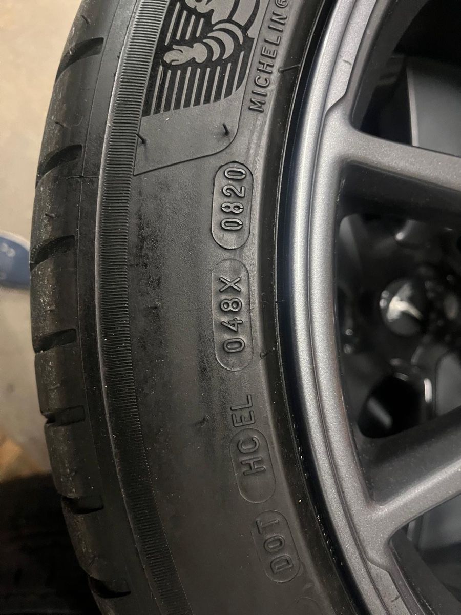 Pneumatici & Ruote complete: Tesla Model 3 Kompletträder Sommer – Usato da Rebstein venduto da Grafracing 2