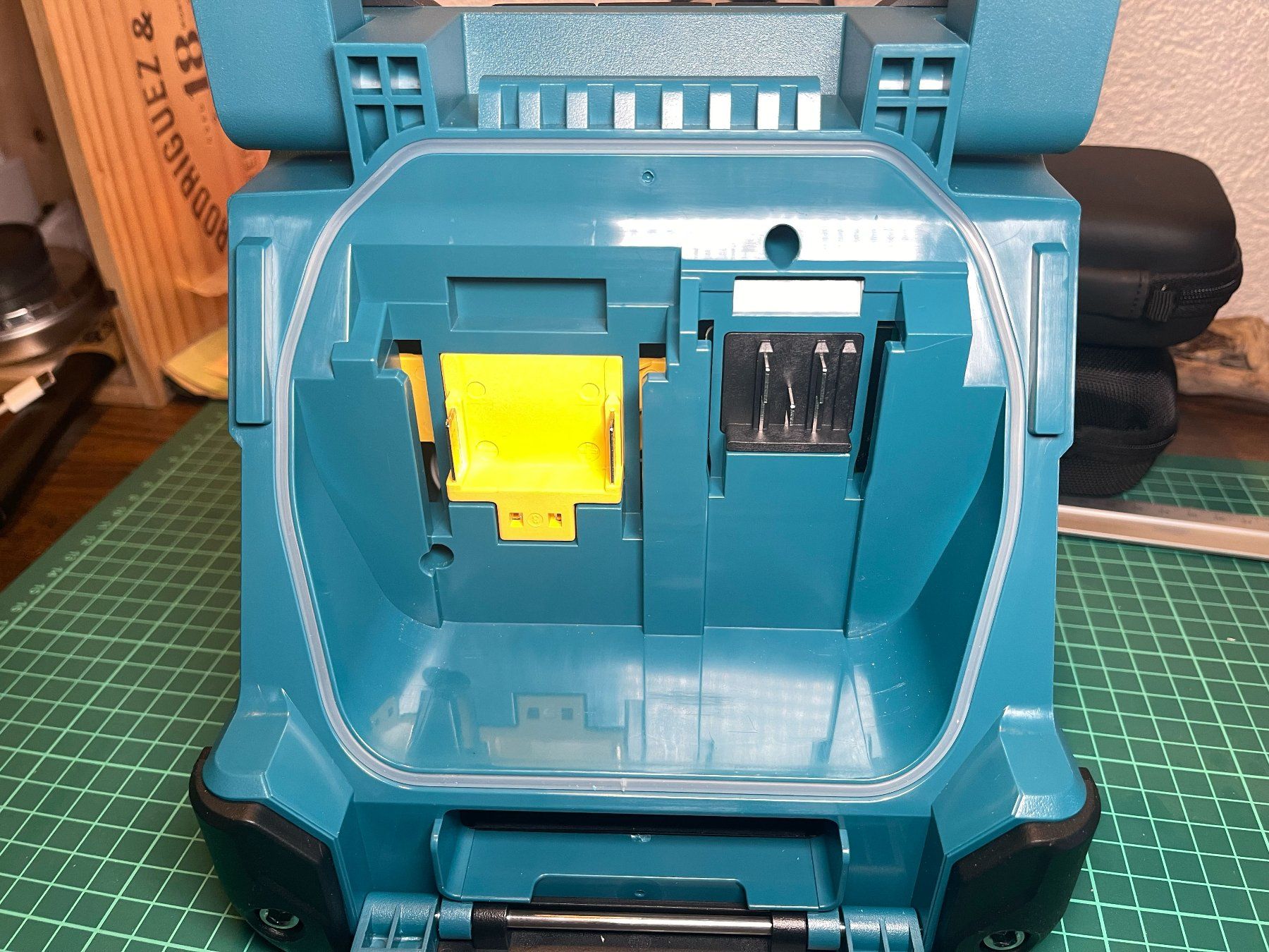 Makita Radio: Makita DMR200 Baustellenradio – Nuovo e nell'imballaggio originale da Waltenschwil venduto da Stge70 4