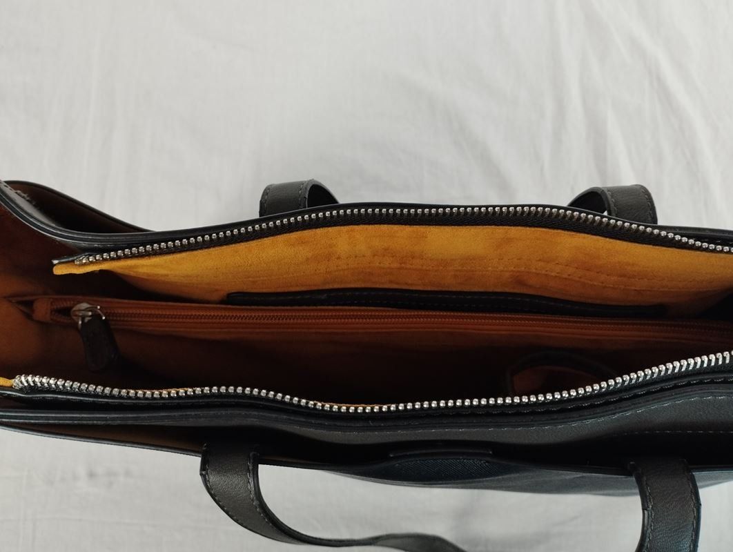 Taschen für Damen: OVS Handtasche – Gebraucht aus Schübelbach von Restwert_Schubelbach 2