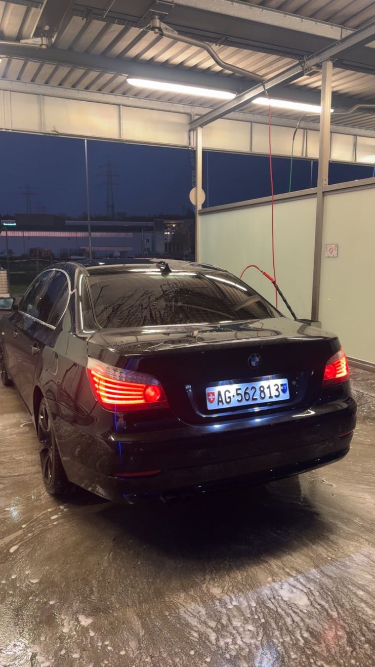 Automobili: BMW E60 Stosstange vorne und hinten – Usato da Gränichen venduto da gloirevede 4