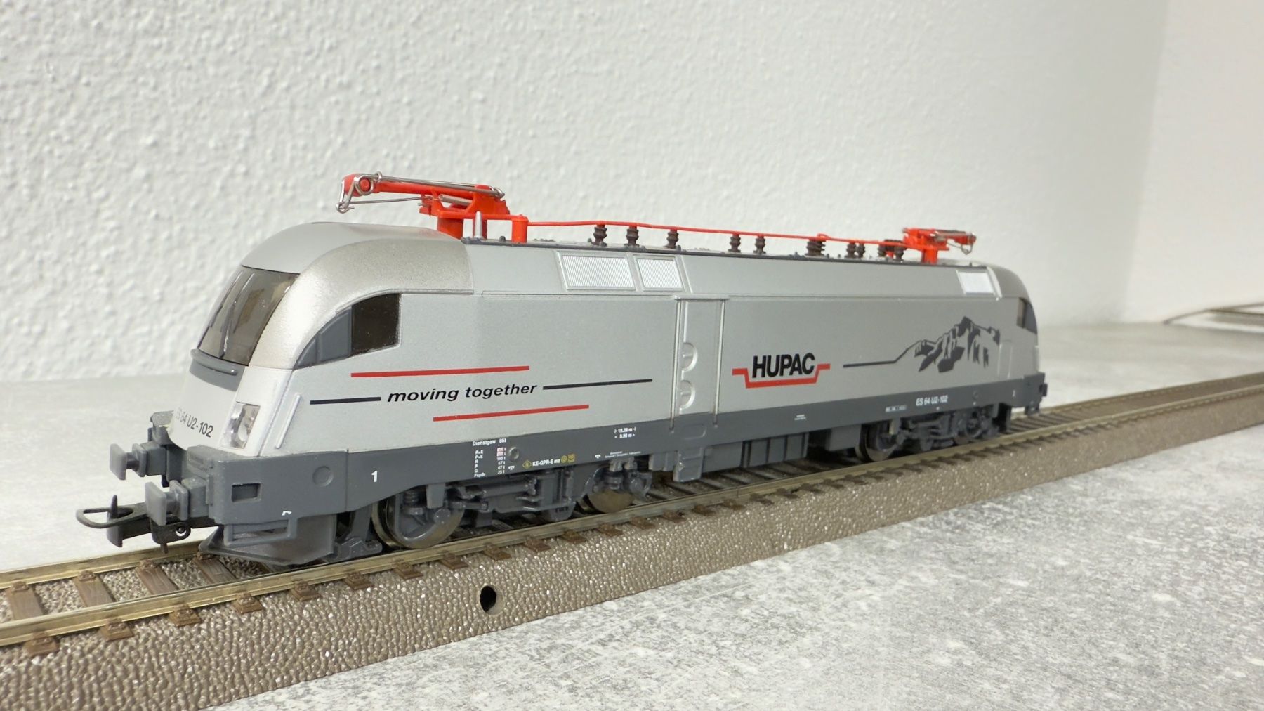 Piko Modellini di ferrovie: Piko E-Lok Taurus HUPAC H0 / DC / Digital – Usato da Windlach venduto da Kelebra 3