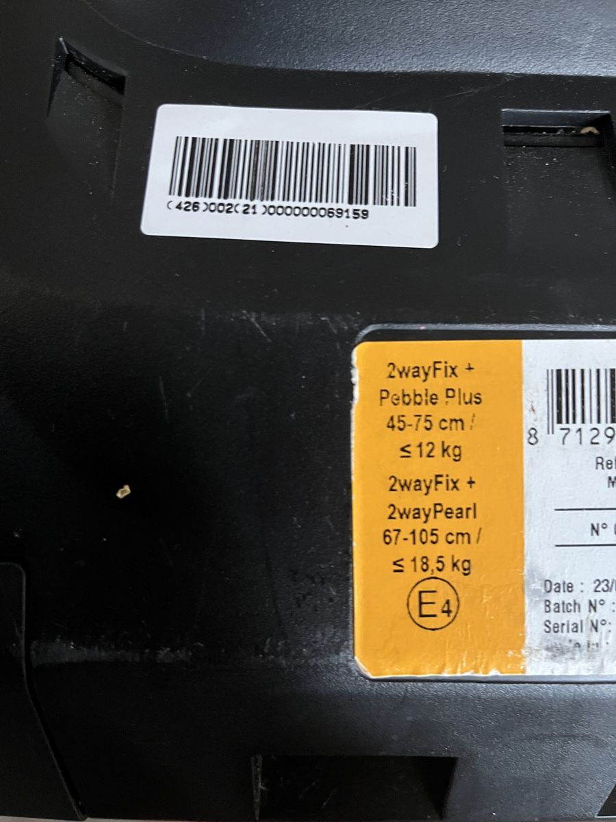 Maxi-Cosi Seggiolini per auto: Maxi Cosi 2way Pearl mit 2wayFix Station – Usato da Kleinandelfingen venduto da marco_85 3