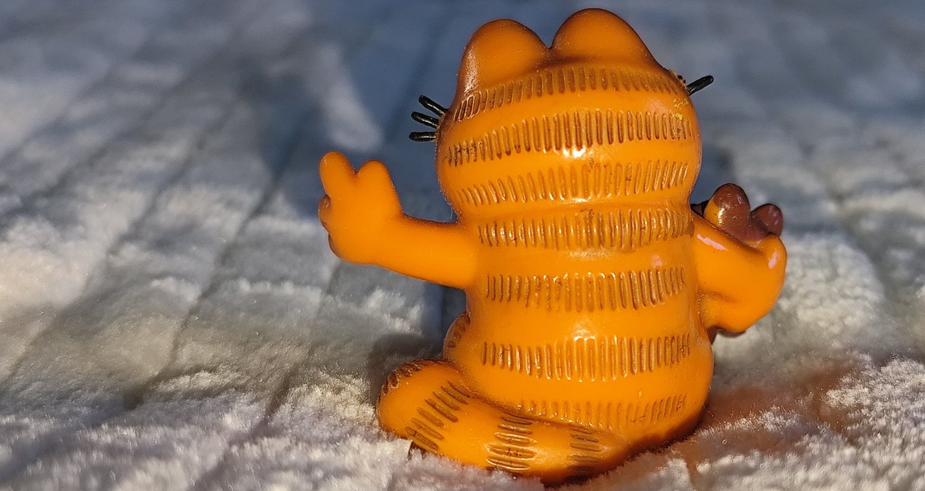 Bullyland Statuette: Vintage GARFIELD mit Teddy Figur Bully ca. 4.5 cm – Usato da Bettingen venduto da hamau2012 1