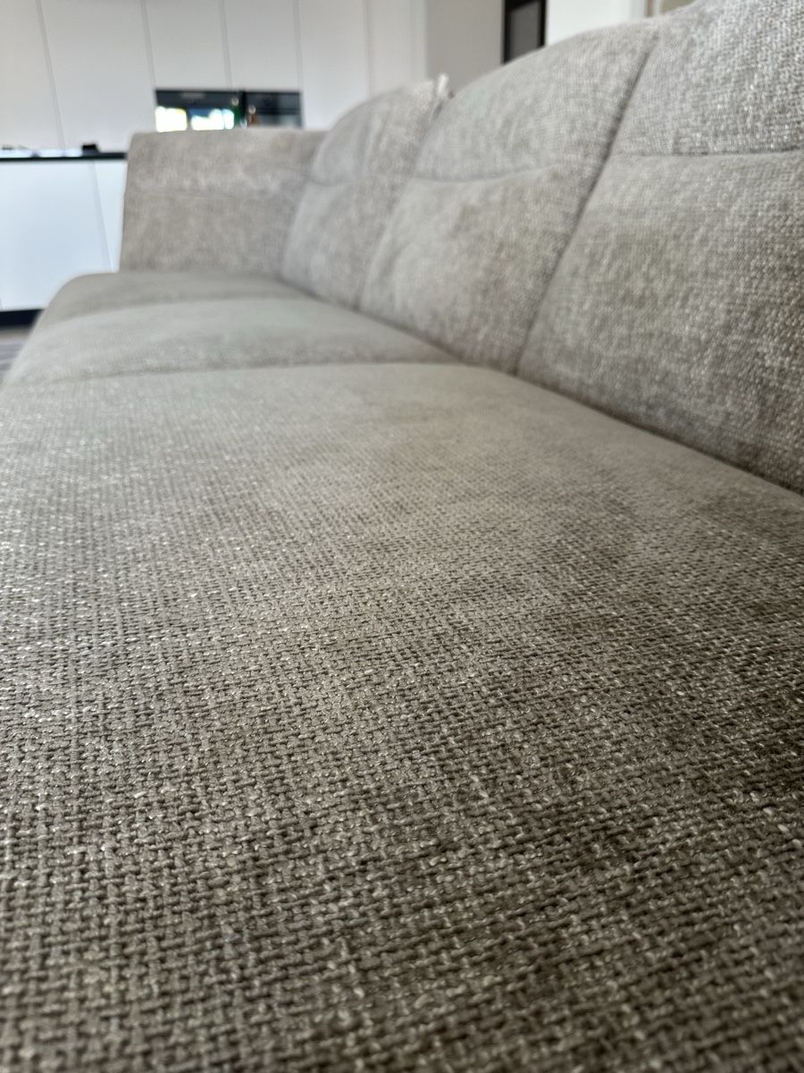 Sofas: Sofa aus Stoff mit Rückenneigungsfunktion – Gebraucht aus Zuzwil SG von Emina_Roth 3
