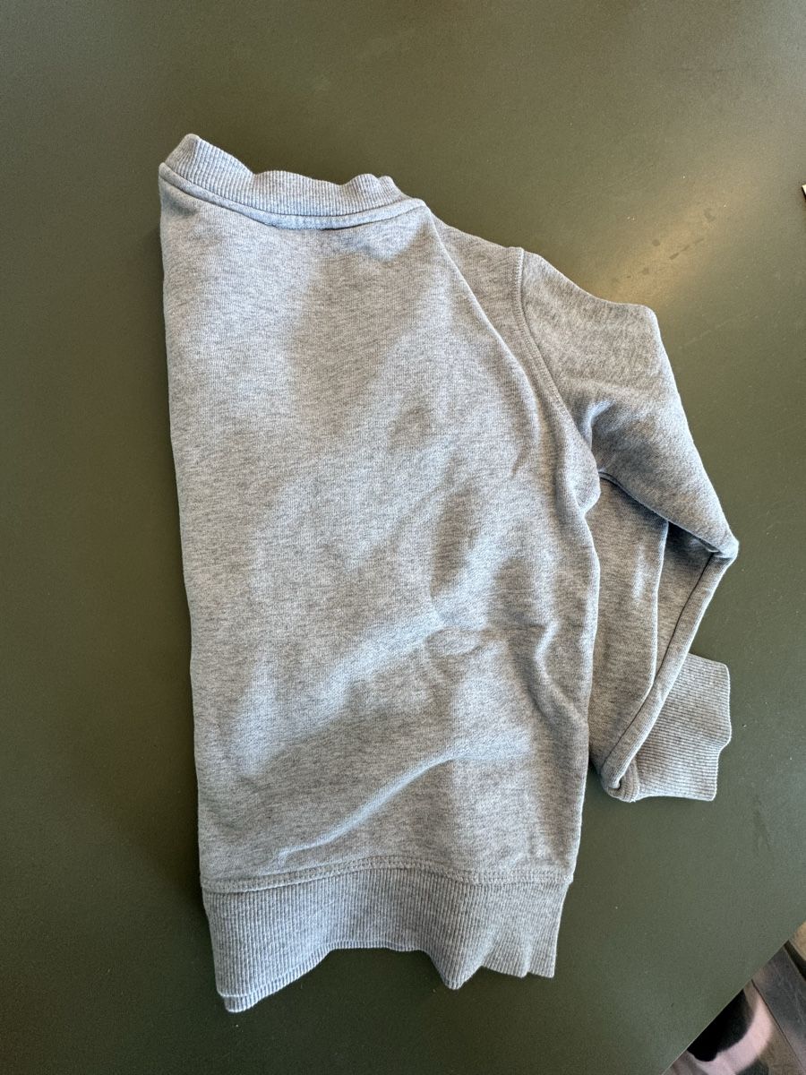 Kenzo Pulls et sweat-shirts: Kenzo Kids Pullover grau Tiger Print Grösse 10A/140 – D'occasion à Baar par sabrinas_welt 3