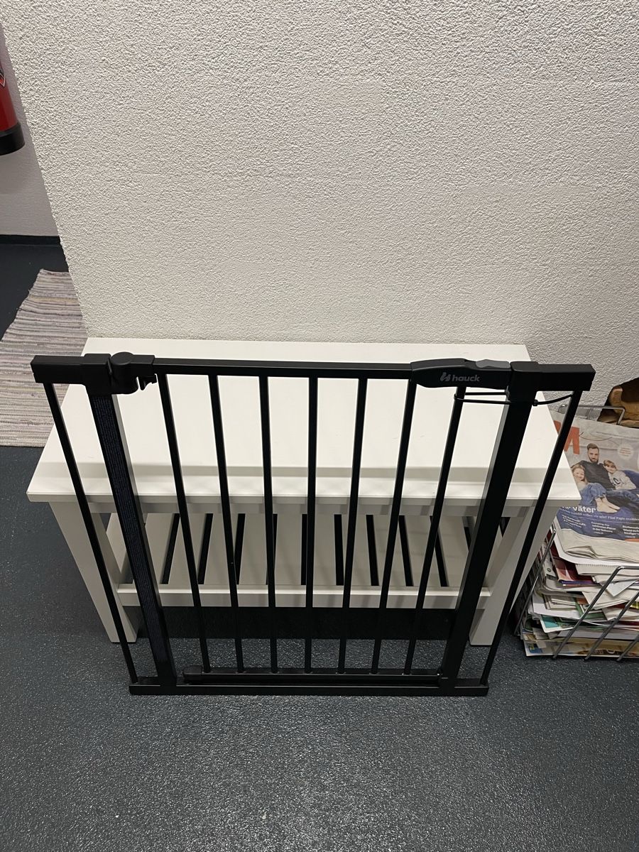 Tutto per la sicurezza: Treppengitter Hauck Schwarz – Usato da Reichenburg venduto da ric8864