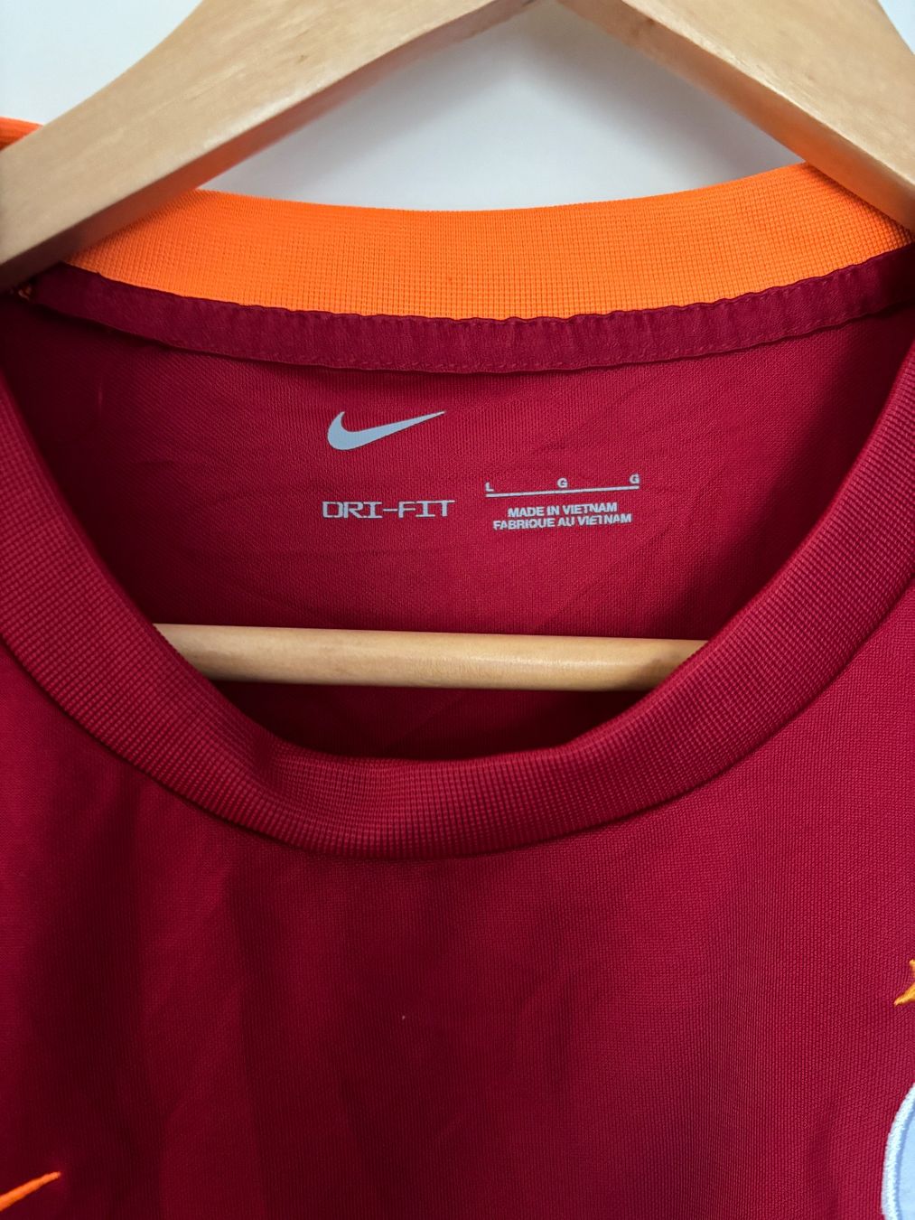 Nike Canottiere & Pantaloni: Nike Galatasaray Trikot – Usato da Muttenz venduto da s24_6nnd 2