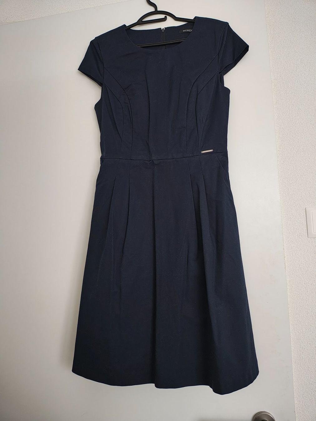 Orsay Vestiti: Dunkelblaues Kleid gr.38 – Nuovo (secondo la descrizione) da Winterthur venduto da Husakeva