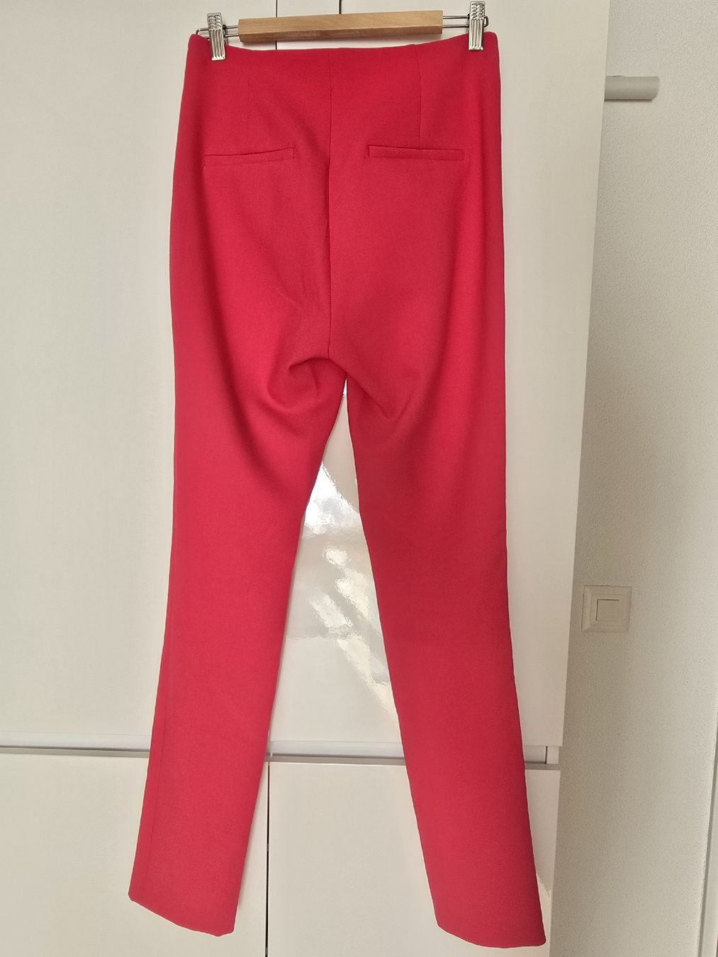 Zara Pantaloni: Zara Hosen Gr M – Usato da Thalwil venduto da Nikkita2 3