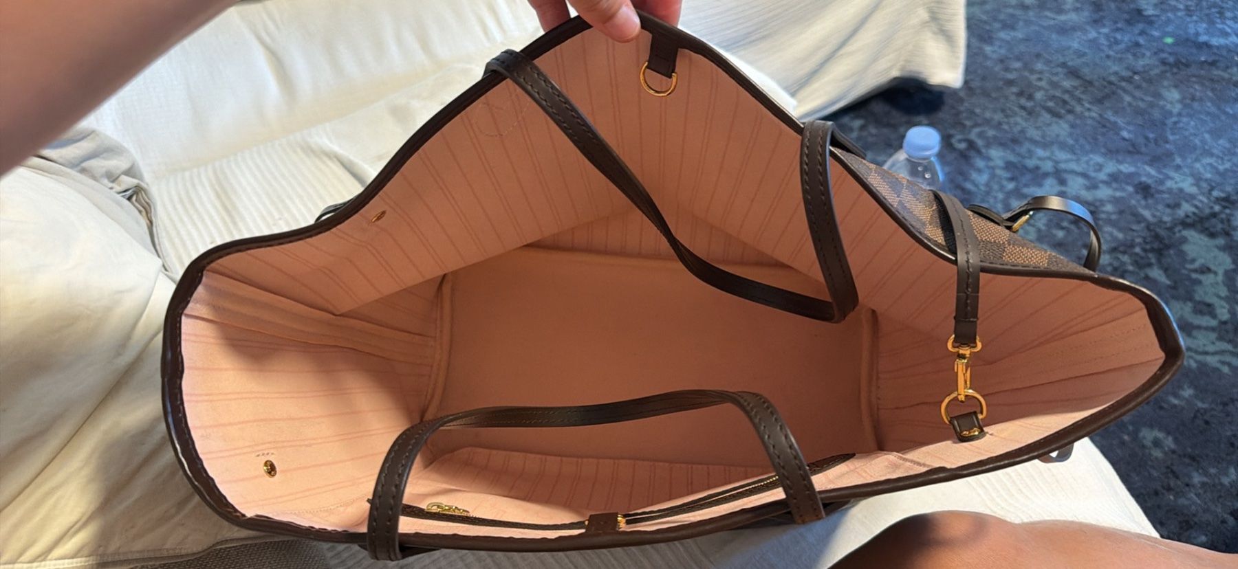 Louis Vuitton Sacs: LOUIS VUITTON NEVERFULL MM 2020 – D'occasion à Zürich par dan_5xr7 4