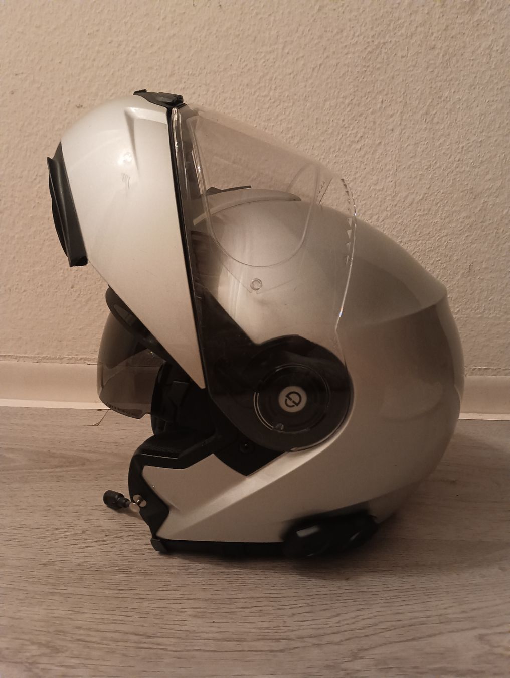 Caschi & visiere: Schuberth Flip-Up Helmet - Great Condition for Spring Rides! – Usato da Dietikon venduto da isa_pz9m 1
