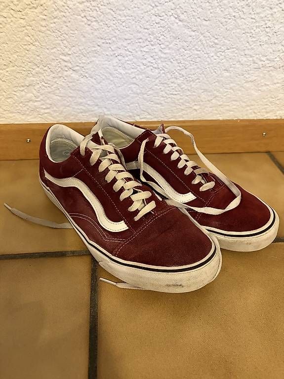 Vans Herrenschuhe: Vans Old Skool Bordeaux Gr. 44 – Gebraucht aus Niederrohrdorf von k.schaffner