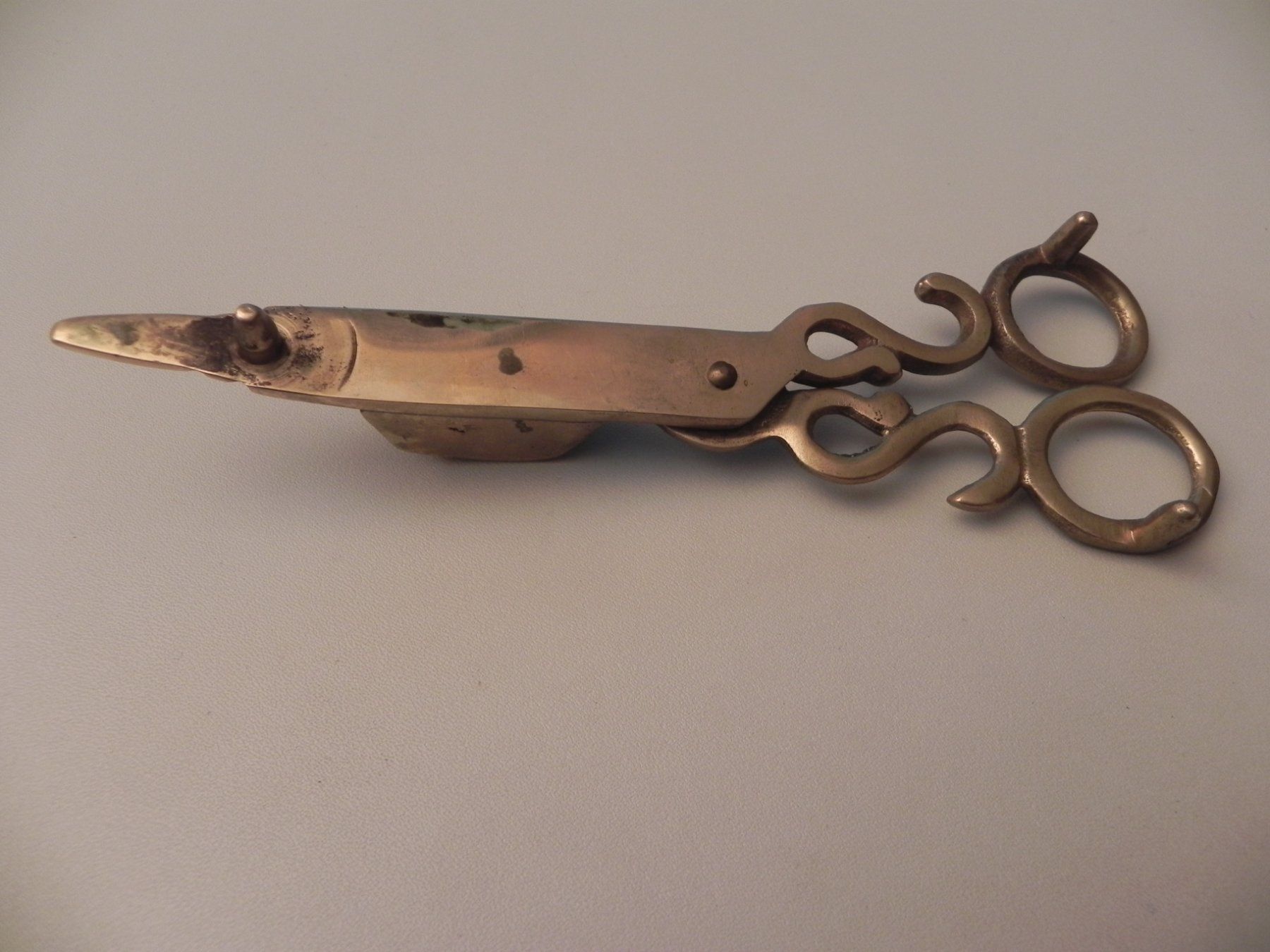 Alle Werkzeuge: Alte Dochtschere o/ Kerzenschere Messing – Gebraucht aus Minusio von Lory64 3
