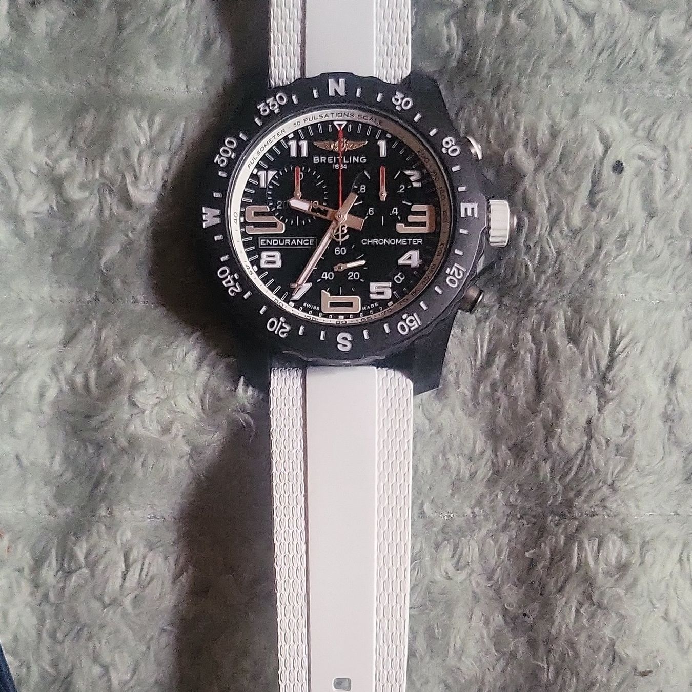 Breitling Uhren: Breitling Endurance Pro 44mm – Gebraucht aus Fieschertal von dev_529b 3