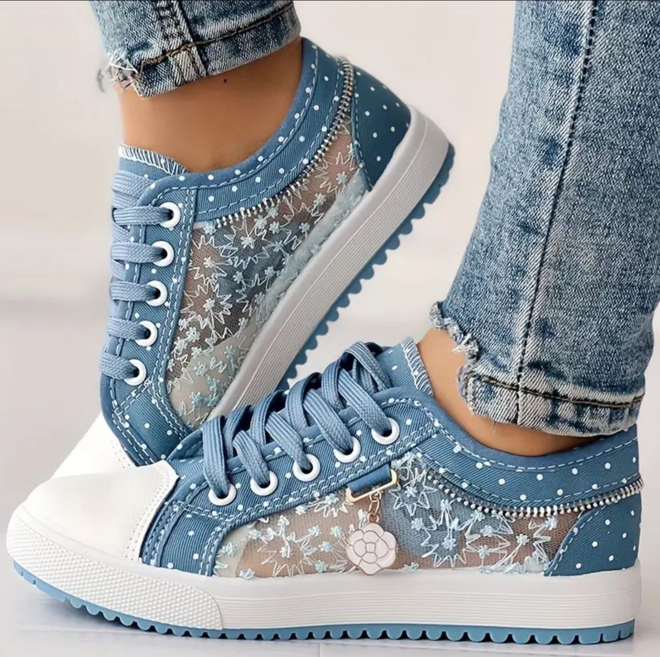 Schuhe für Mädchen: NEU Schöner Mädchen Sneakers Gr. 38 – Neu (gemäss Beschreibung) aus Wilen b. Wollerau von kaefer88 1
