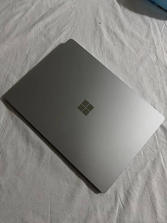 Microsoft Portables: Microsoft Surface Laptop 4 mit Touchscreen 16 GB RAM – D'occasion à Romanshorn par Monte. 4