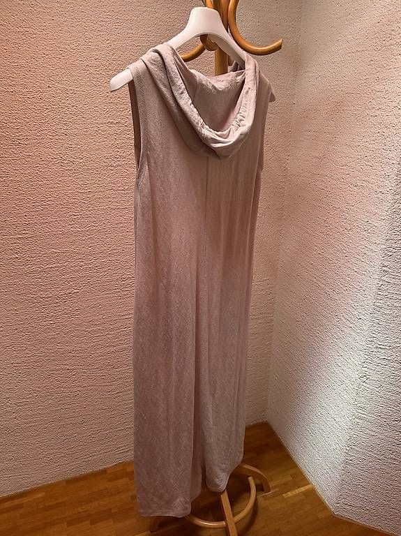 Kleider: Sommerkleid mit Kapuze – Gebraucht aus Stein AG von heg_n29h 1