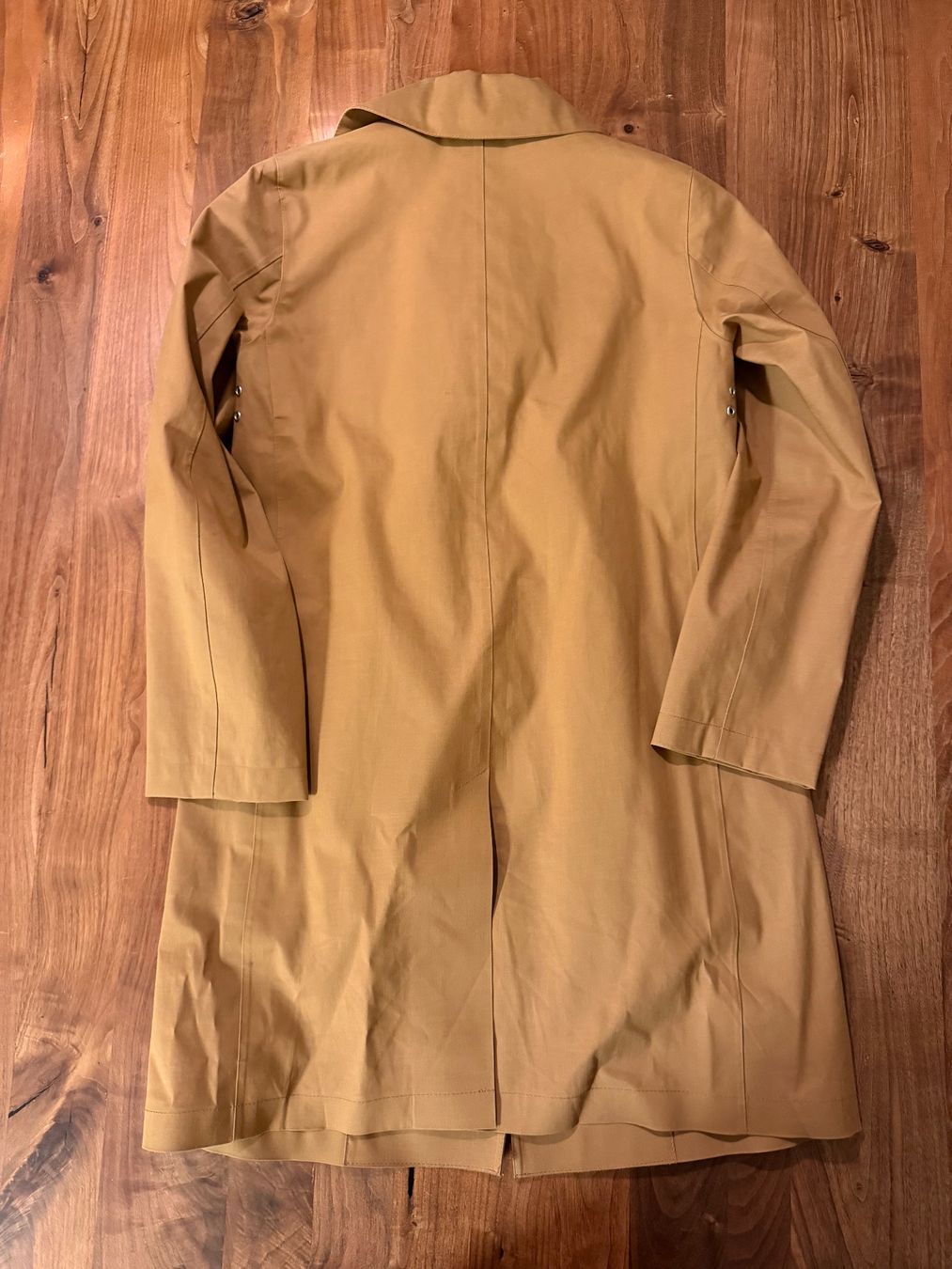 Mackintosh Cappotti: Mackintosh - Humbie Oversized Coat – Usato da Lachen SZ venduto da Mavi8808 1