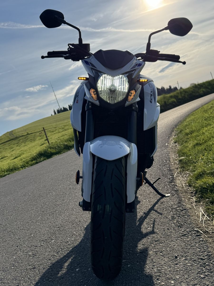 Suzuki Strada: SUZUKI GSX-S 750 ABS – Usato da Luzern venduto da Markusd75 3