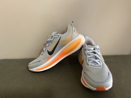 Nike Sportschuhe Herren – neuwertig, nur 2× getragen