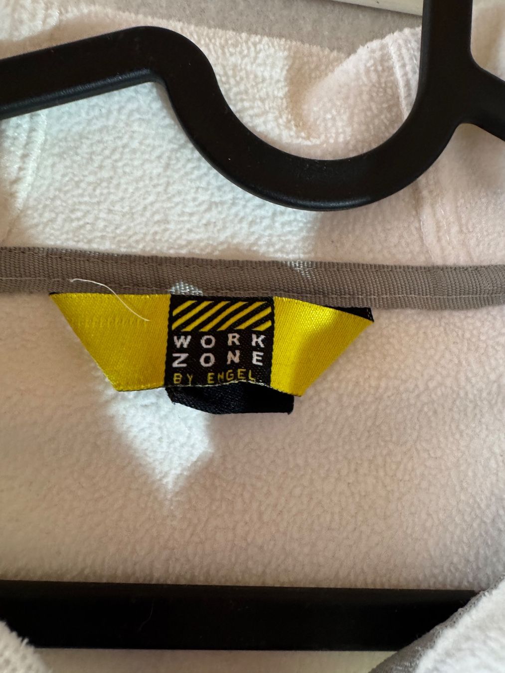 Jacken: Weisse Outdoorjacke von Workzone Gr. 42 – Gebraucht aus Grosswangen von second_hand_dress 1