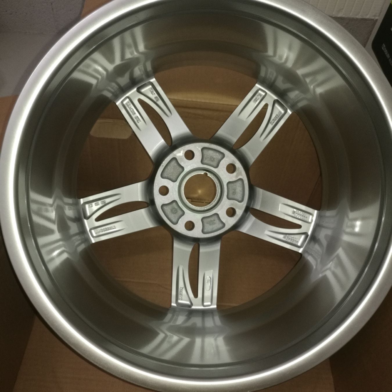 Lamborghini Cerchioni: Lamborghini Murcielago Front Felge – Nuovo e nell'imballaggio originale da Ettenhausen TG venduto da D.Tankosic 1