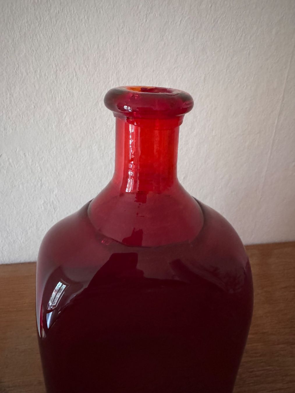 Vasi & Recipienti: Mid Century Glasvase rot – Usato da Zürich venduto da casual4 4
