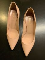 Sebastian Pumps